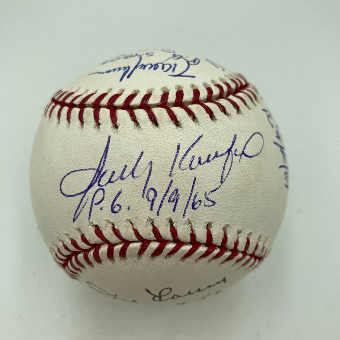 Sandy Koufax Randy Johnson Perfect Game Signed Baseball 11 Sigs JSA COA: Sandy Koufax Randy Johnson Perfect Game Signed Baseball 11 Sigs JSA COA Celebrate the legacy of baseball with this remarkable multi-signed official Major League baseball featuring 11 perfect game pitc