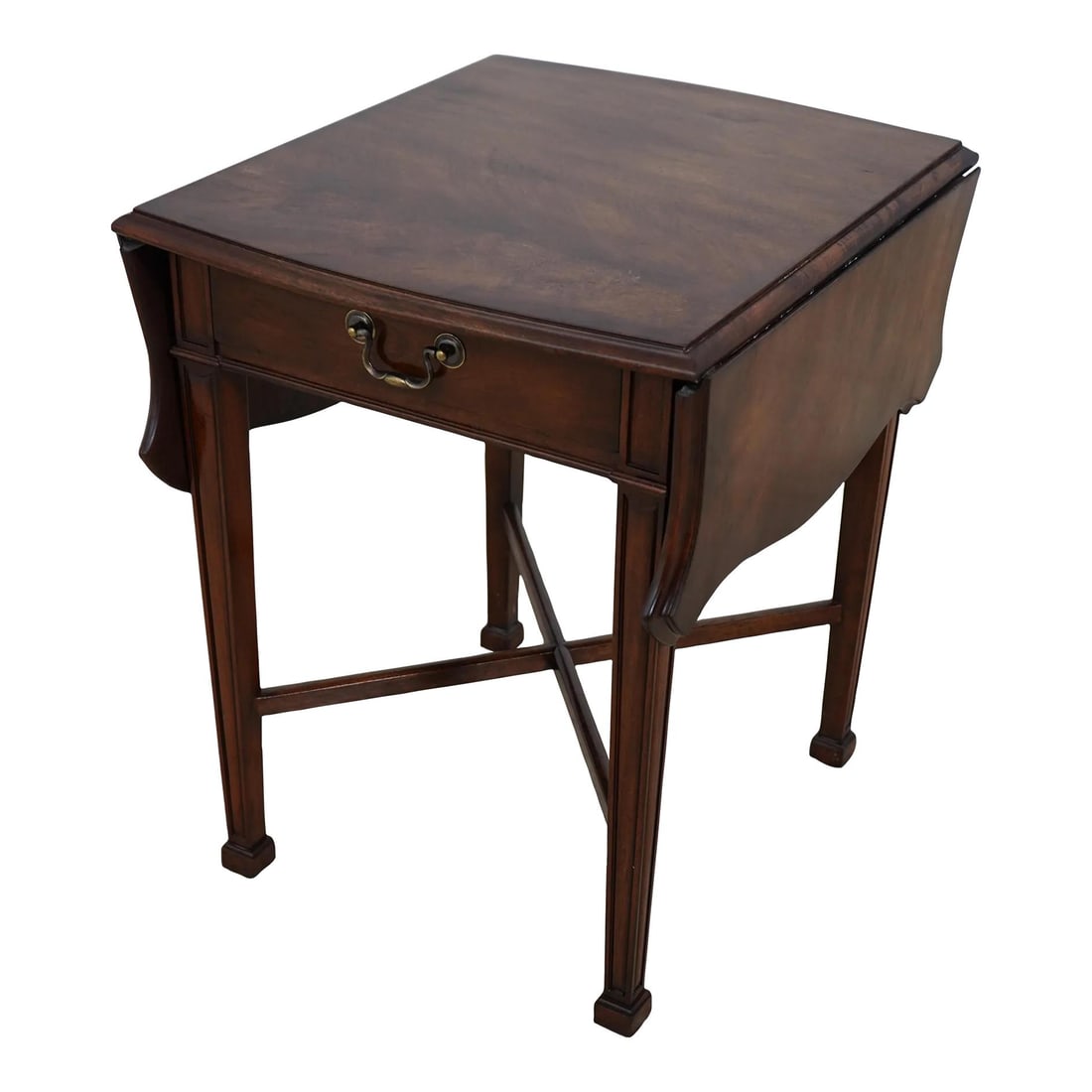 Smith & Watson Vintage Mahogany Drop Leaf Table Traditional Design: Smith & Watson Vintage Mahogany Drop Leaf Table Traditional Design This exquisite vintage mahogany drop leaf table is approximately 50 years old, showcasing a traditional 18th-century design. Crafted