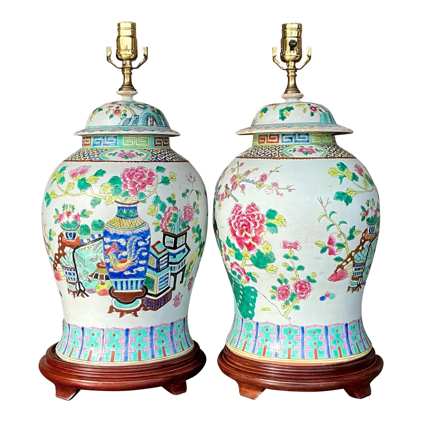 Pair of Vintage Asian Rose Famille Ceramic Lamps with Brass Accents: Pair of Vintage Asian Rose Famille Ceramic Lamps with Brass Accents This exquisite pair of vintage Asian Rose Famille ceramic lamps features intricate hand-painted designs in a vibrant palette of flor