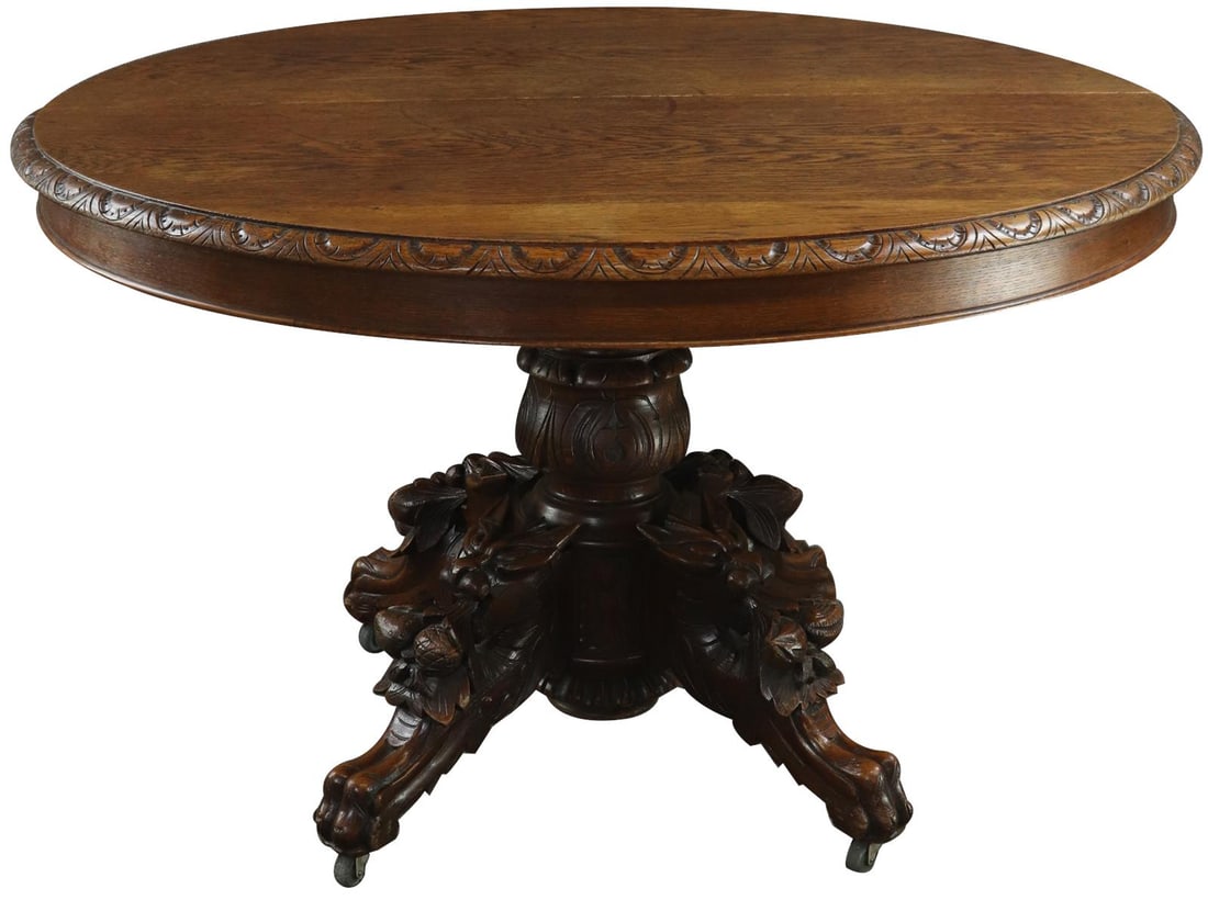 Elegant 1890 French Oak Dining Table Pedestal Base Renaissance Style: Elegant 1890 French Oak Dining Table Pedestal Base Renaissance Style This exquisite 1890 French antique dining table showcases a stunning Renaissance Hunting Style, crafted from durable oak. With a pe