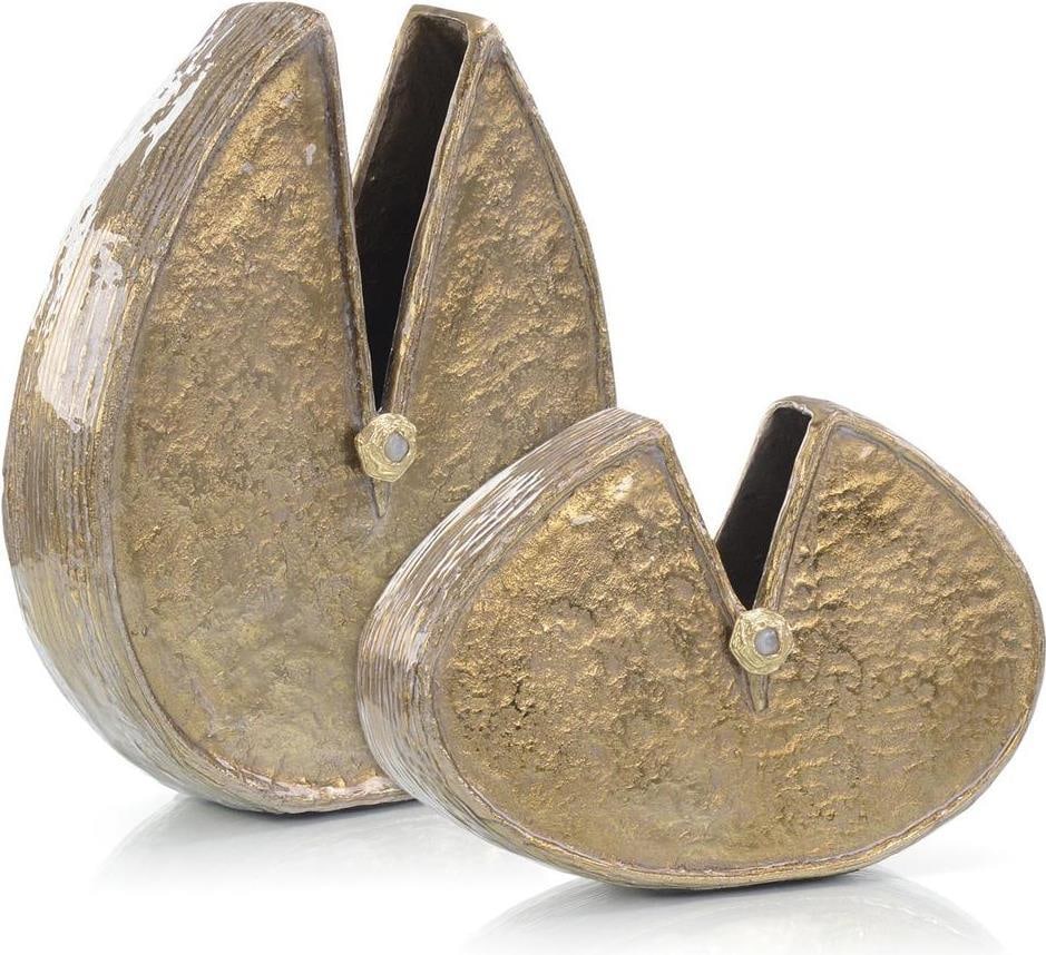 John-Richard White Enamel Vase with Moonstone Jewel 16H x 12W x 4D: John-Richard White Enamel Vase with Moonstone Jewel 16H x 12W x 4D Elevate your home decor with this exquisite Luxurious Decor Vase featuring a stunning moonstone jewel accent. Crafted from high-quali