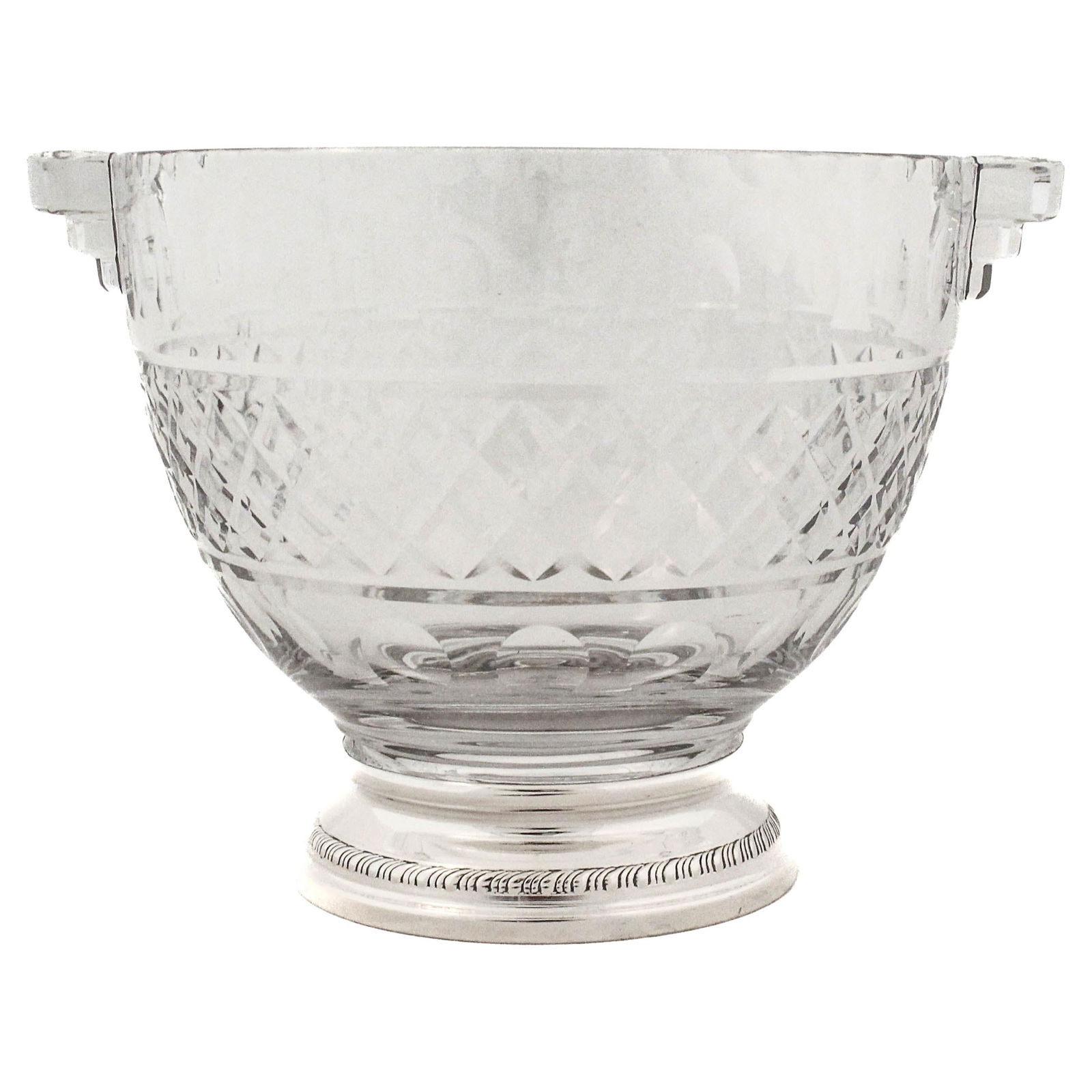 Shreve & Co Sterling Silver Crystal Ice Bucket Art Deco Design: Shreve & Co Sterling Silver Crystal Ice Bucket Art Deco Design This exquisite ice bucket combines elegance and functionality, crafted from sterling silver and crystal by Shreve & Company of San Franci