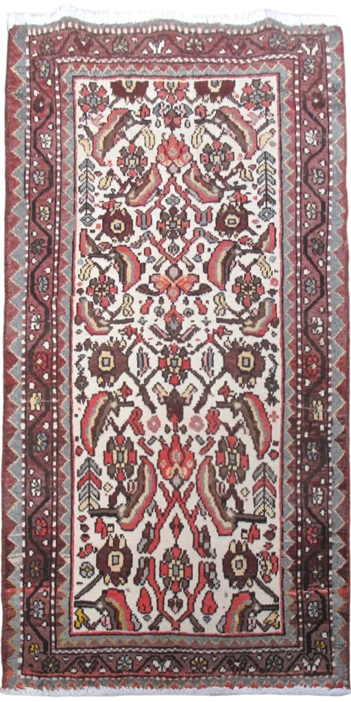 2.8 x 4 Ivory Handmade Persian Hamadan Rug Premium Wool Soft Texture: 2.8 x 4 Ivory Handmade Persian Hamadan Rug Premium Wool Soft Texture Elevate your home decor with this exquisite 2.8 x 4 Ivory Persian Hamadan Rug. Handcrafted by talented Persian artisans, this rug f