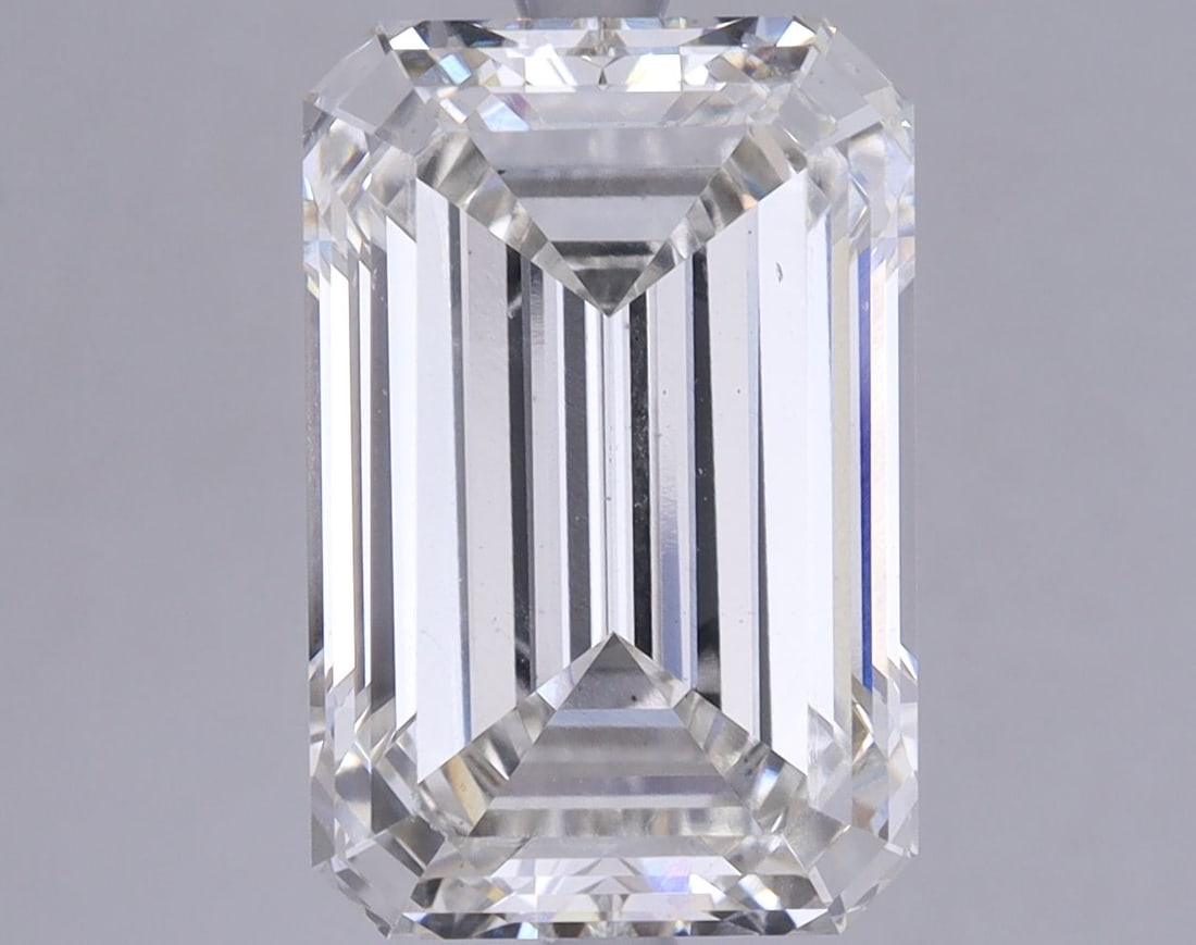 Loose Diamond - EMERALD 6.75ct G VS1: Loose Diamond - EMERALD 6.75ct G VS1 Source: This is a real non-mined Diamond that has been grown in a lab Shape: EMERALD Carats: 6.75 Color: G Clarity: VS1 Certification: IGI Video: