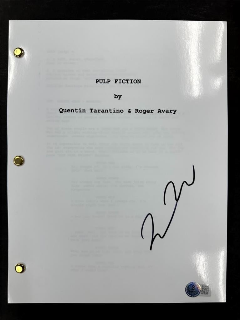 Quentin Tarantino Signed Pulp Fiction Script Autographed Beckett BAS: Quentin Tarantino Signed Pulp Fiction Script Autographed Beckett BAS This is an original signed script of the iconic film "Pulp Fiction," autographed by renowned director Quentin Tarantino. The autogr