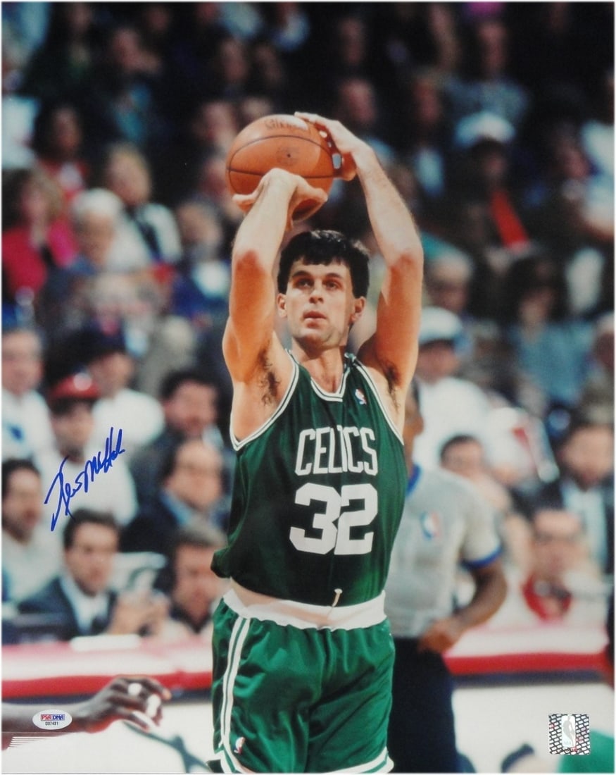 Kevin McHale Autographed 16x20 Photo Boston Celtics PSA Certified: Kevin McHale Autographed 16x20 Photo Boston Celtics PSA Certified This is an authentic 16x20 photo of Kevin McHale, a legendary player from the Boston Celtics, hand-signed during a private signing ove