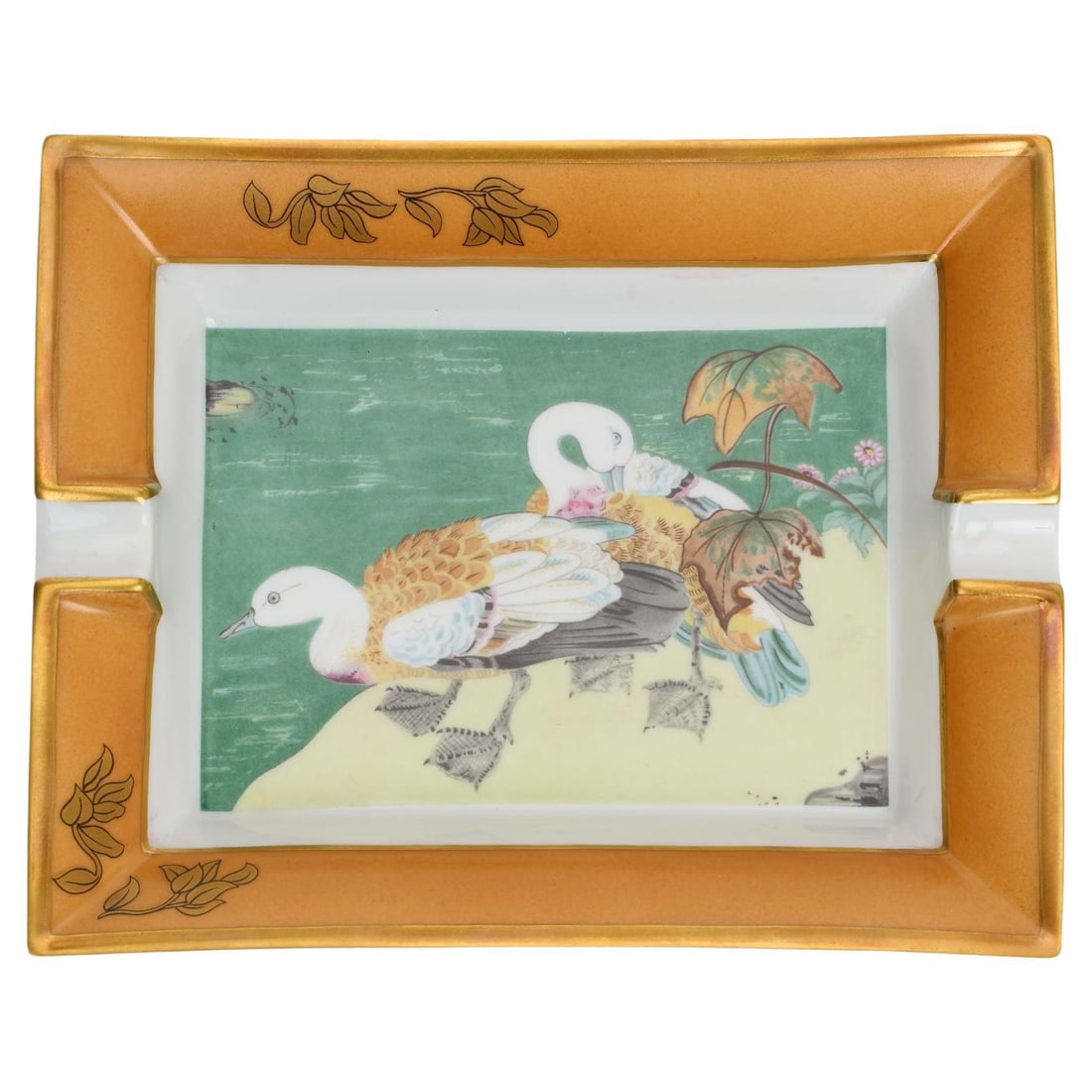 Hermes Ducks Porcelain Ashtray France 6.5 x 7.75 inches: Hermes Ducks Porcelain Ashtray France 6.5 x 7.75 inches This exquisite Hermes Ducks Porcelain Ashtray showcases a charming printed scene of ducks, making it an elegant accent piece for any room. Craft