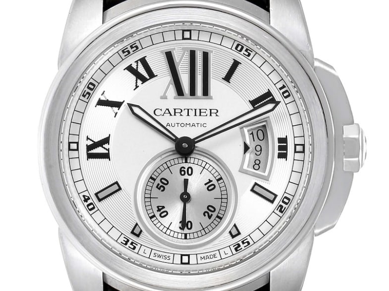 Cartier Calibre Mens Watch White Roman Dial Ref 3389: Cartier Calibre Mens Watch White Roman Dial Ref 3389 Introducing the Cartier Calibre, a distinguished timepiece designed for men. This watch features a striking white Roman dial that elegantly complem