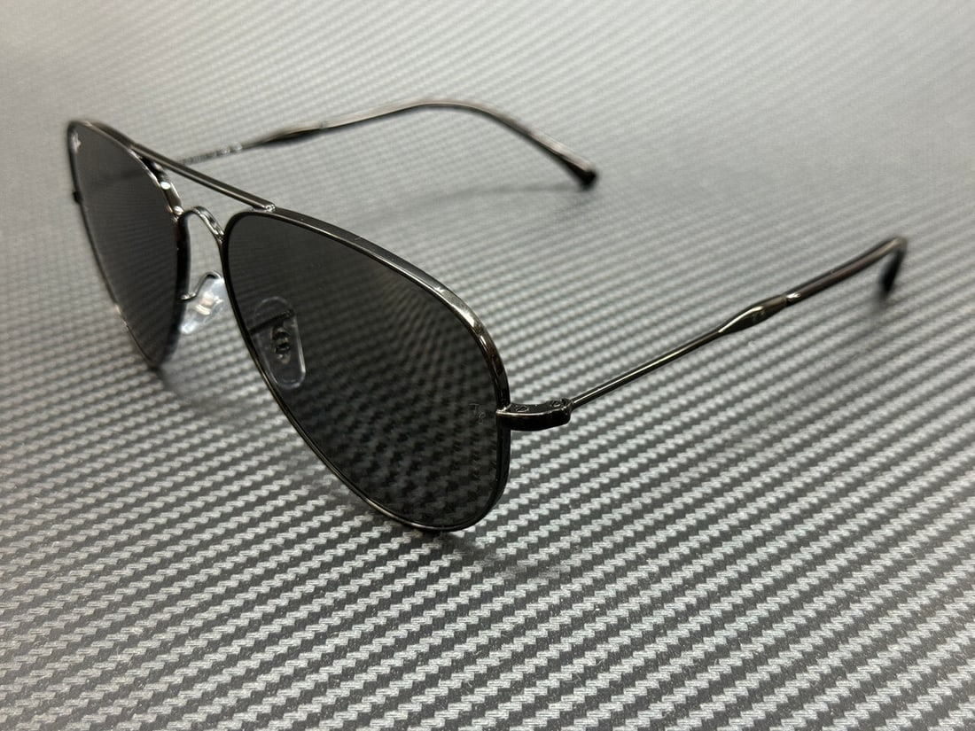 Ray-Ban RB3825 002 B1 Black Grey Unisex Sunglasses with Authenticity Certificate: Ray-Ban RB3825 002 B1 Black Grey Unisex Sunglasses with Authenticity Certificate Discover the stylish Ray-Ban RB3825 002 B1 sunglasses, perfect for unisex wear. These sunglasses feature a sleek black