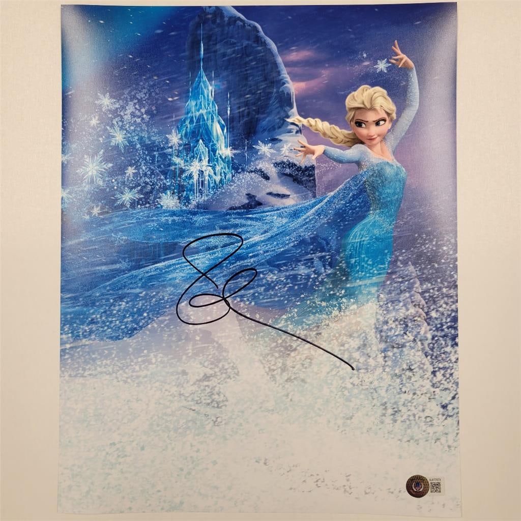 Idina Menzel Signed Frozen Elsa 11x14 Photo Beckett Authenticated: Idina Menzel Signed Frozen Elsa 11x14 Photo Beckett Authenticated Capture the magic of Disney's Frozen with this original 11x14 photograph signed by Idina Menzel, the voice of Elsa. This autographed p