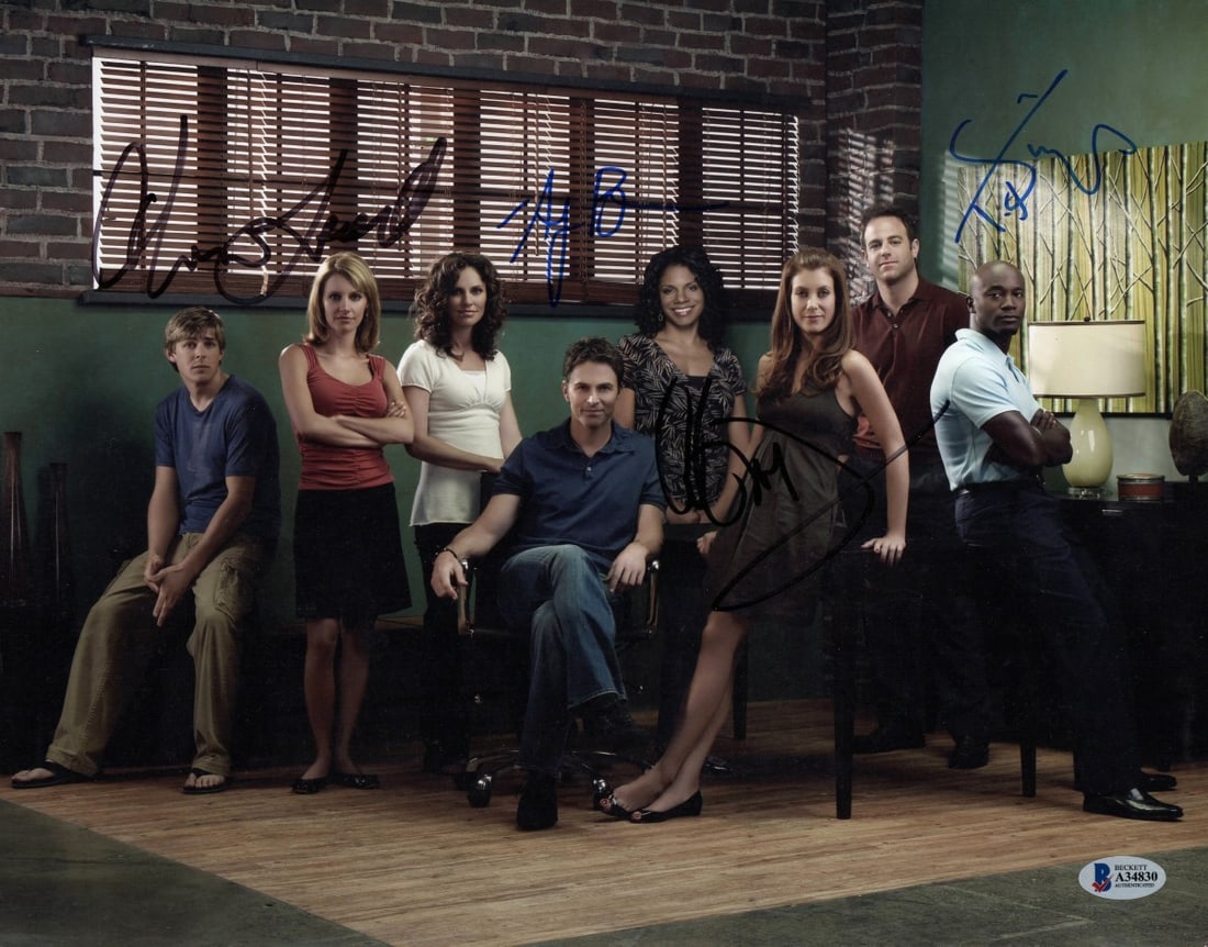 Private Practice Cast Autographed 11X14 Photo Beckett Certified: Private Practice Cast Autographed 11X14 Photo Beckett Certified This is an original 11X14 photograph featuring the cast of the television series "Private Practice." The photo is autographed by four pr