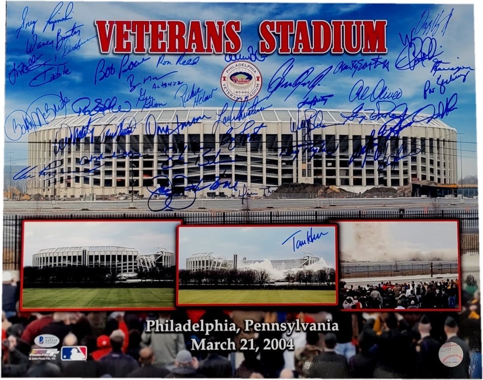 Philadelphia Phillies Multi Signed Photo 38 Autos Luzinski Jeffries JSA Authenticated: Philadelphia Phillies Multi Signed Photo 38 Autos Luzinski Jeffries JSA Authenticated This original multi-signed photo features 38 autographs, including notable players Greg Luzinski and Jeffries, cel