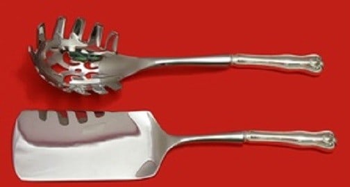 Frank Smith Newport Shell Sterling Silver 2pc Serving Set: Frank Smith Newport Shell Sterling Silver 2pc Serving Set This exquisite 2-piece Italian serving set features the elegant Newport Shell pattern by Frank Smith, crafted from high-quality sterling silve