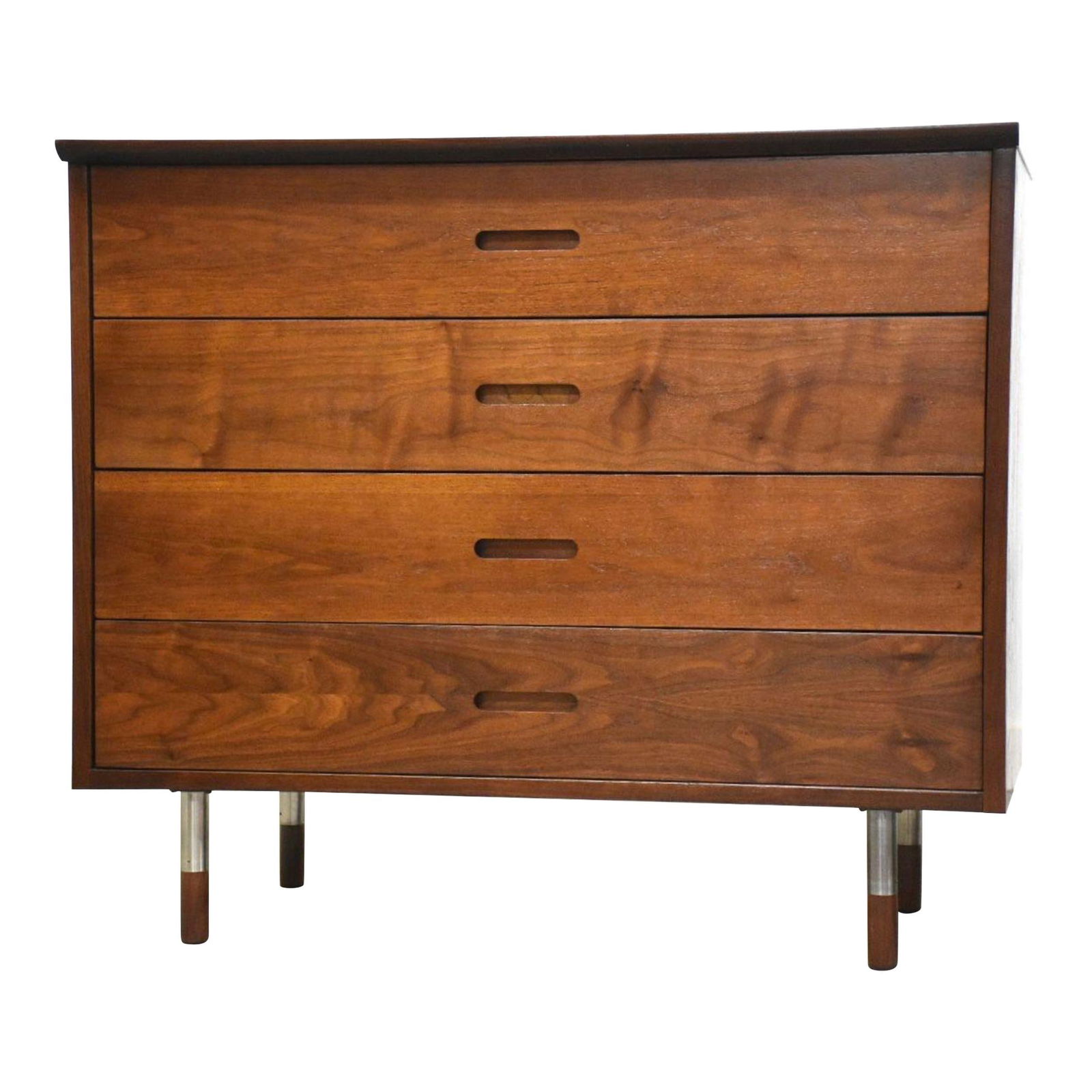 Mid Century Modern Walnut Dresser Chest by Founders: Mid Century Modern Walnut Dresser Chest by Founders Elevate your space with this stunning mid-century modern walnut dresser chest, designed by Jack Cartwright for Founders. This elegant piece features