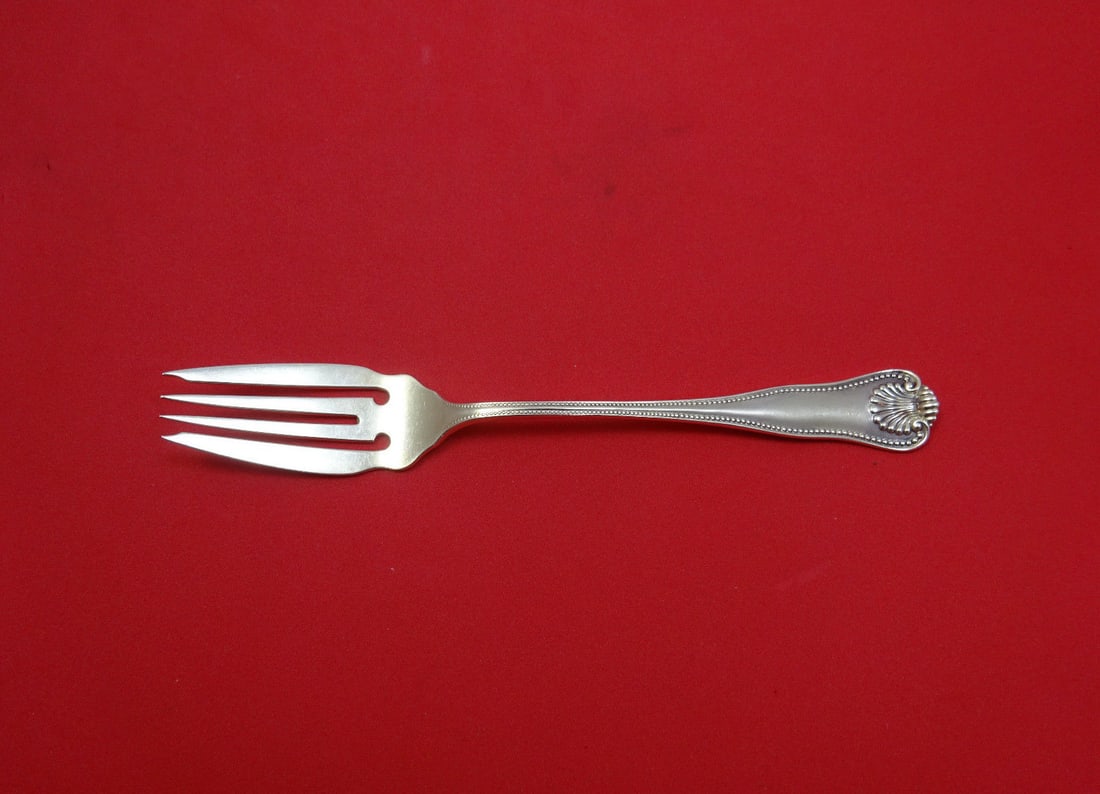 Frank Smith Newport Shell Sterling Silver Salad Fork Fancy Cut Out 6 3/4": Frank Smith Newport Shell Sterling Silver Salad Fork Fancy Cut Out 6 3/4" This elegant Newport Shell salad fork, crafted by Frank Smith, showcases a beautiful fancy cut-out design. Made from high-qual
