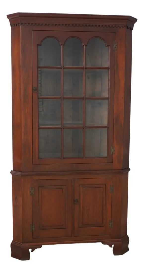 Antique Cherry Wood Chippendale Corner Cabinet C.1800's (1 of 10)