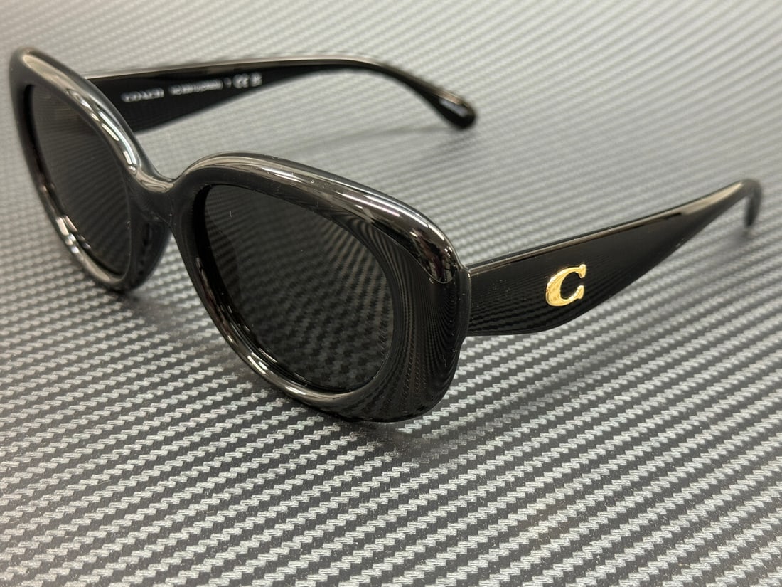 Coach HC8391U Black Grey Women's 53mm Sunglasses with Authenticity: Coach HC8391U Black Grey Women's 53mm Sunglasses with Authenticity Elevate your style with these COACH HC8391U 500287 sunglasses, featuring a sleek black frame complemented by grey lenses. These chic