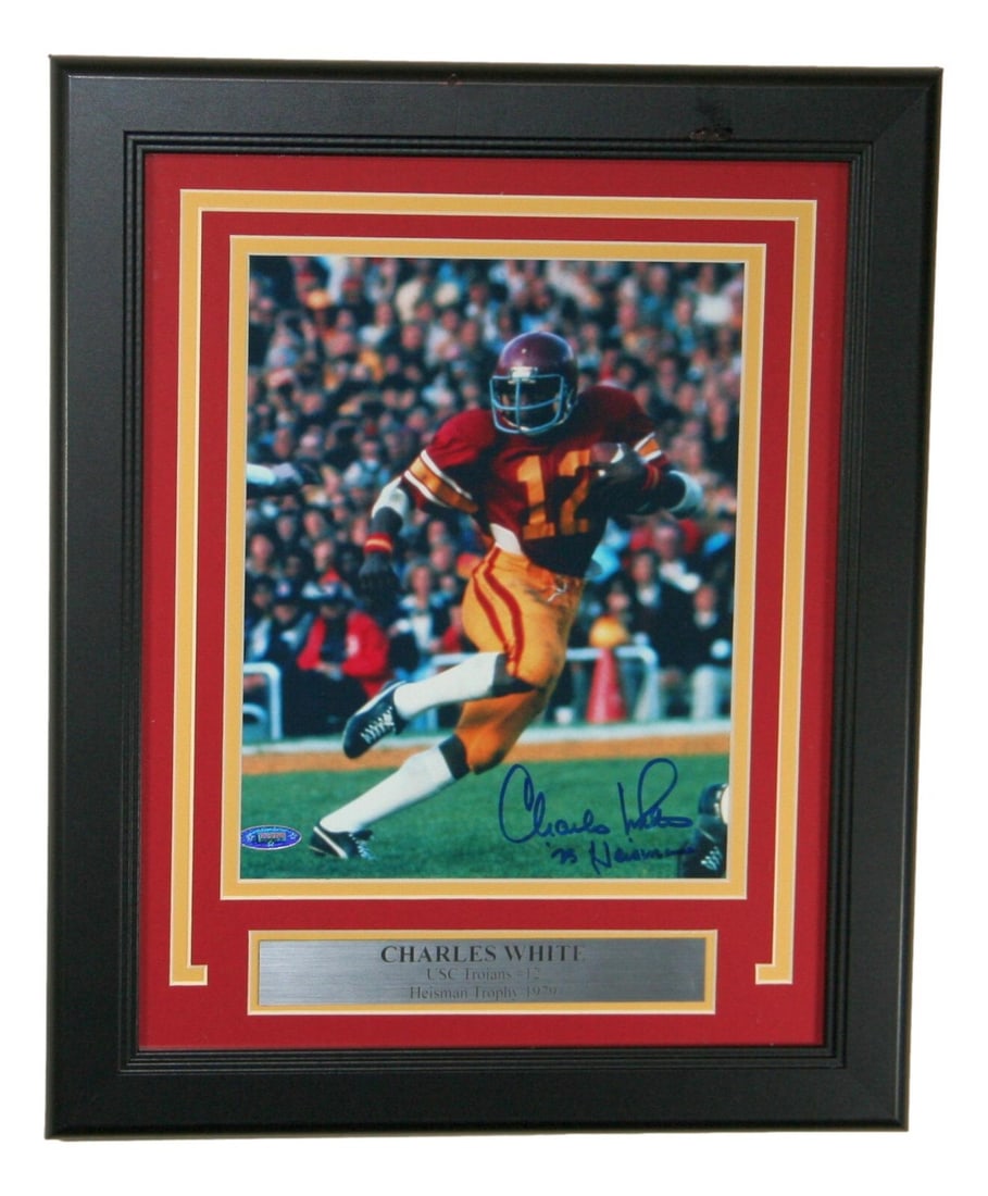 Charles White USC Trojans Signed 8x10 Photo Framed TRISTAR Authenticated Heisman 1979: Charles White USC Trojans Signed 8x10 Photo Framed TRISTAR Authenticated Heisman 1979 Capture a piece of football history with this framed 8x10 photo of Charles White, the legendary USC Trojans player
