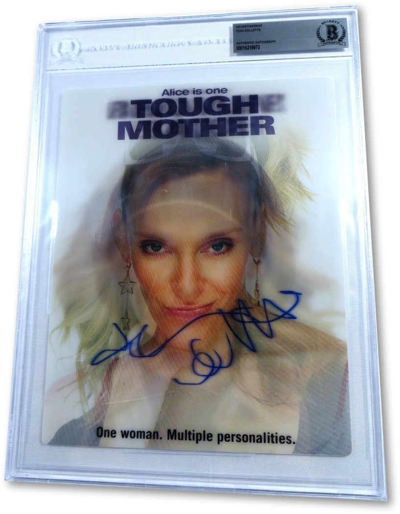Toni Collette Signed Photograph United States of Tara Beckett Authenticated: Toni Collette Signed Photograph United States of Tara Beckett Authenticated This is an original signed photograph of Toni Collette from the acclaimed television series 'United States of Tara.' The pho