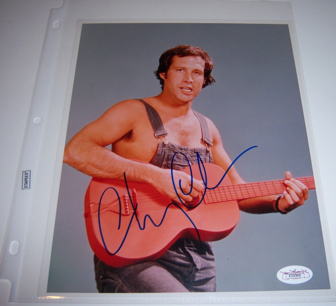 Chevy Chase Signed 8x10 Photo with JSA/COA Authentication: Chevy Chase Signed 8x10 Photo with JSA/COA Authentication This is an original 8x10 photograph signed by Chevy Chase, known for his iconic roles in film and television. The item is pre-owned and comes