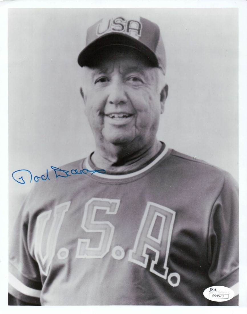 Rod Dedeaux Autographed 8X10 Photo USC Trojans JSA Authenticated: Rod Dedeaux Autographed 8X10 Photo USC Trojans JSA Authenticated Celebrate the legacy of legendary coach Rod Dedeaux with this authentic 8x10 photo, showcasing his remarkable career with the USC Troja