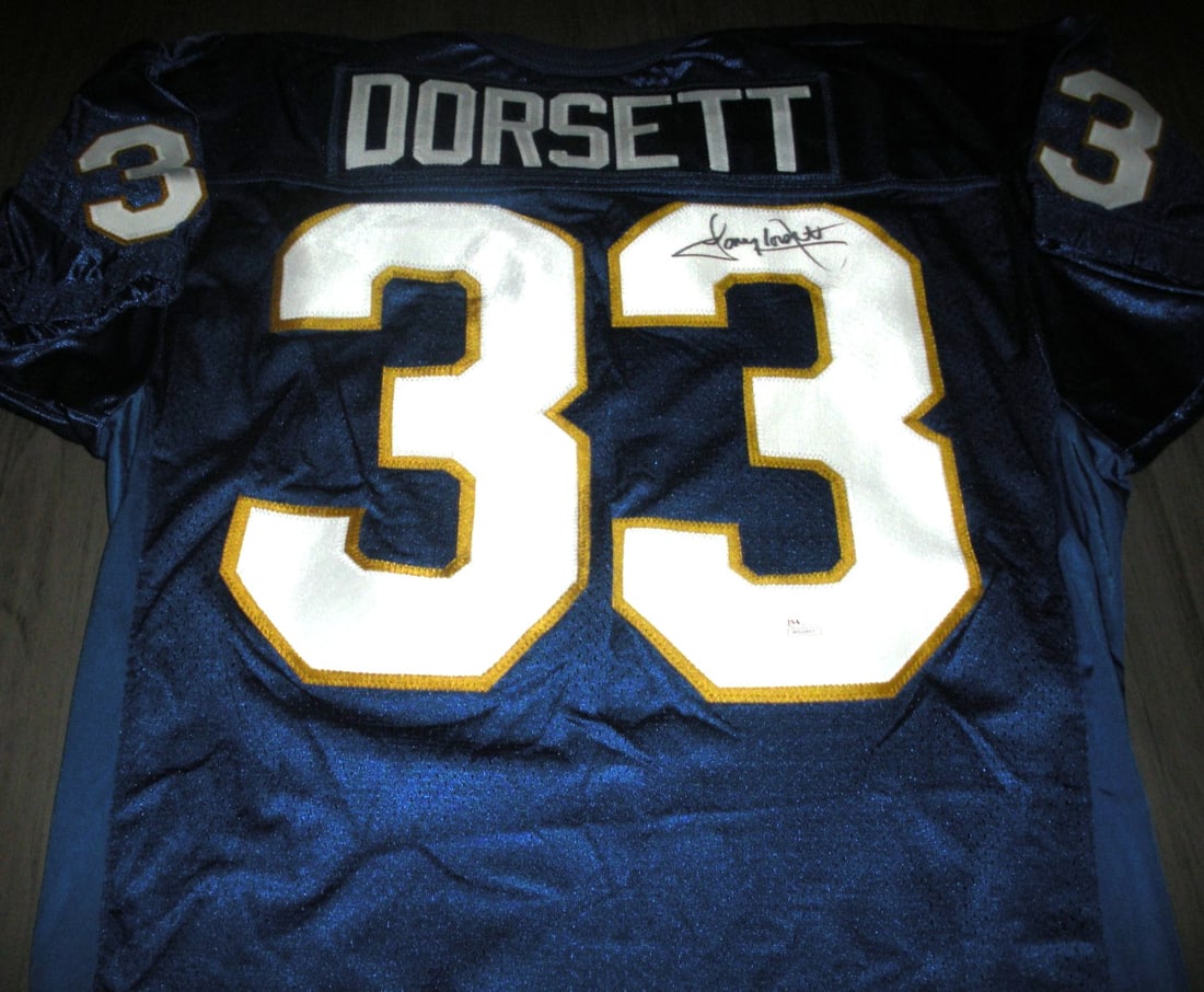 Tony Dorsett Signed Pitt Panthers Reebok Jersey with JSA COA: Tony Dorsett Signed Pitt Panthers Reebok Jersey with JSA COA This officially licensed Reebok jersey is a unique collectible signed by Tony Dorsett, a legendary player for the Pitt Panthers and NFL sta
