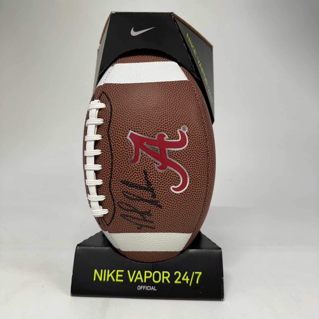 Nick Saban Autographed Alabama Crimson Tide Football with Fanatics COA: Nick Saban Autographed Alabama Crimson Tide Football with Fanatics COA This collectible item features an authentic autograph from Nick Saban, the renowned coach of the Alabama Crimson Tide. The item i