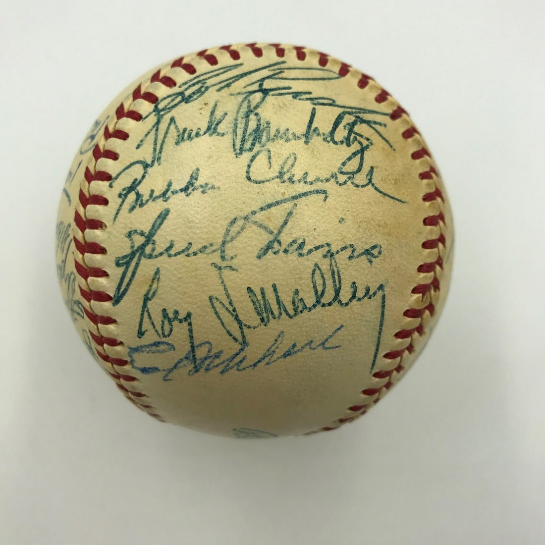 1953 Chicago Cubs Team Signed Baseball PSA/DNA Authenticated: 1953 Chicago Cubs Team Signed Baseball PSA/DNA Authenticated This is a remarkable 1953 Chicago Cubs Team Signed Official National League Baseball, featuring a collection of signatures from notable pla
