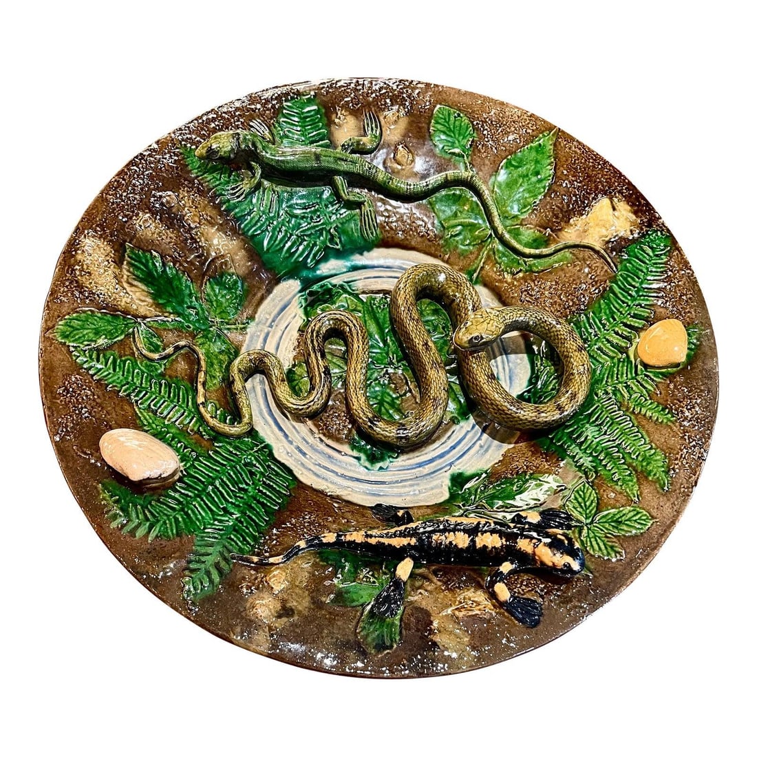 Antique French Majolica Plate Alfred Renoleau 1889 Snake Lizard Design: Antique French Majolica Plate Alfred Renoleau 1889 Snake Lizard Design Discover the exquisite craftsmanship of this French Majolica Palissy Plate, attributed to the renowned ceramist Alfred Renoleau. 