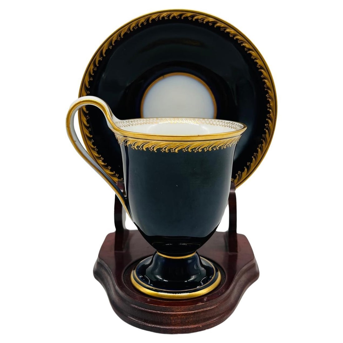 19th Century KPM Berlin Cobalt Gilt Tea Cup Saucer Set of 2: 19th Century KPM Berlin Cobalt Gilt Tea Cup Saucer Set of 2 This exquisite 19th-century KPM Berlin porcelain tea cup and saucer set exemplifies the pinnacle of European porcelain craftsmanship. Adorne