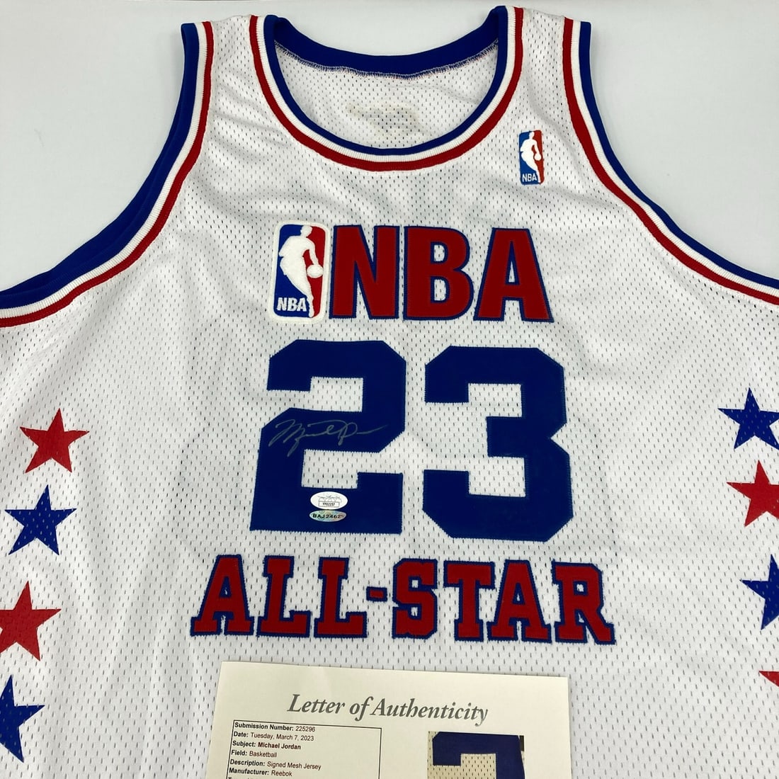 Michael Jordan Signed 2003 All-Star Game Jersey Reebok JSA COA: Michael Jordan Signed 2003 All-Star Game Jersey Reebok JSA COA Celebrate basketball history with this authentic Michael Jordan signed 2003 All-Star Game jersey. This white Reebok jersey, size 48, is d