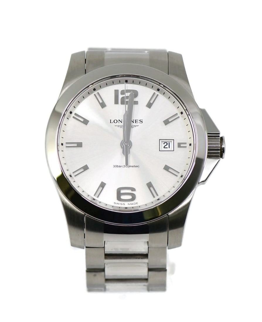 Longines Conquest L3.659.4.76.6 Stainless Steel Watch with Box and Papers: Longines Conquest L3.659.4.76.6 Stainless Steel Watch with Box and Papers Discover the elegance of the Longines Conquest Stainless Steel Watch, model L3.659.4.76.6. This sophisticated wristwatch featu