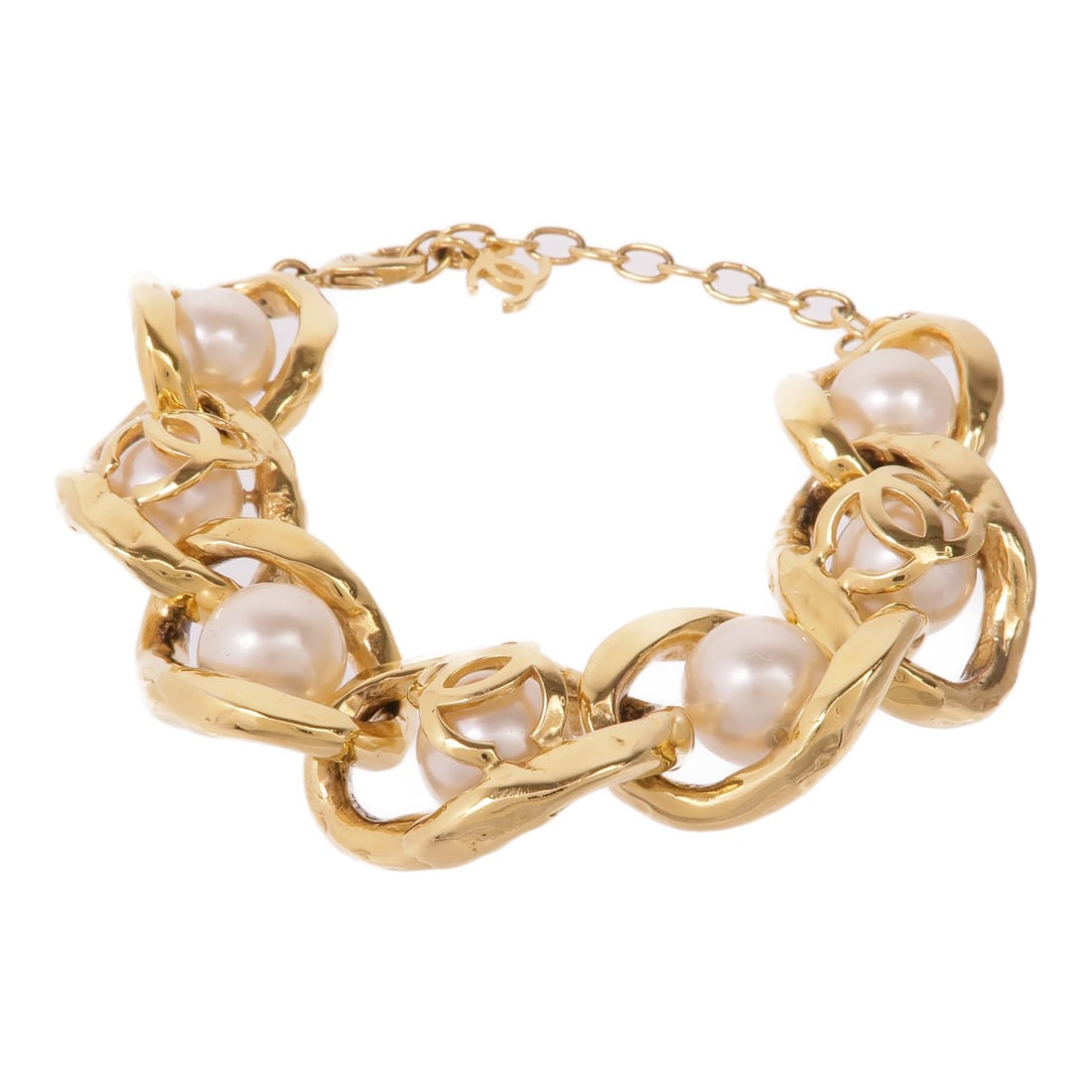CHANEL Gold White PVC Metal CC Bracelet France: CHANEL Gold White PVC Metal CC Bracelet France This elegant CHANEL CC Bracelet showcases a sophisticated design crafted from high-quality materials. The bracelet features a striking gold color, perfec