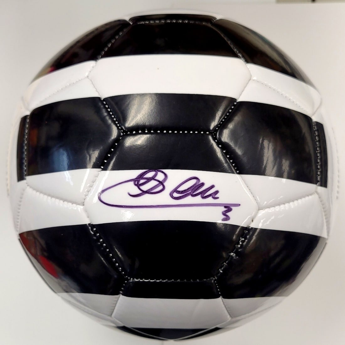 Giorgio Chiellini Signed Adidas Soccer Ball Juventus Authenticated by Beckett BAS: Giorgio Chiellini Signed Adidas Soccer Ball Juventus Authenticated by Beckett BAS This is an original Adidas soccer ball signed by professional player Giorgio Chiellini, known for his tenure with Juve
