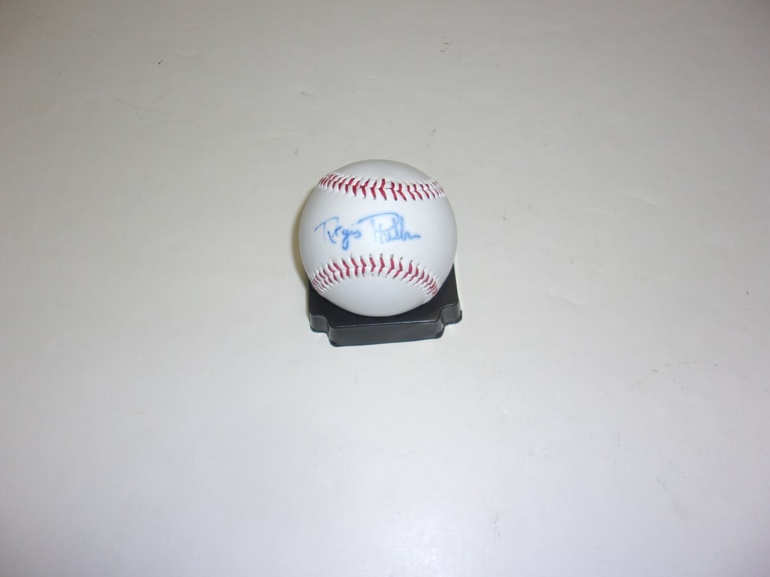 Regis Philbin Signed Baseball with COA Authentic Original: Regis Philbin Signed Baseball with COA Authentic Original This is an authentic signed baseball featuring the autograph of Regis Philbin, a celebrated television celebrity and actor. The baseball is of