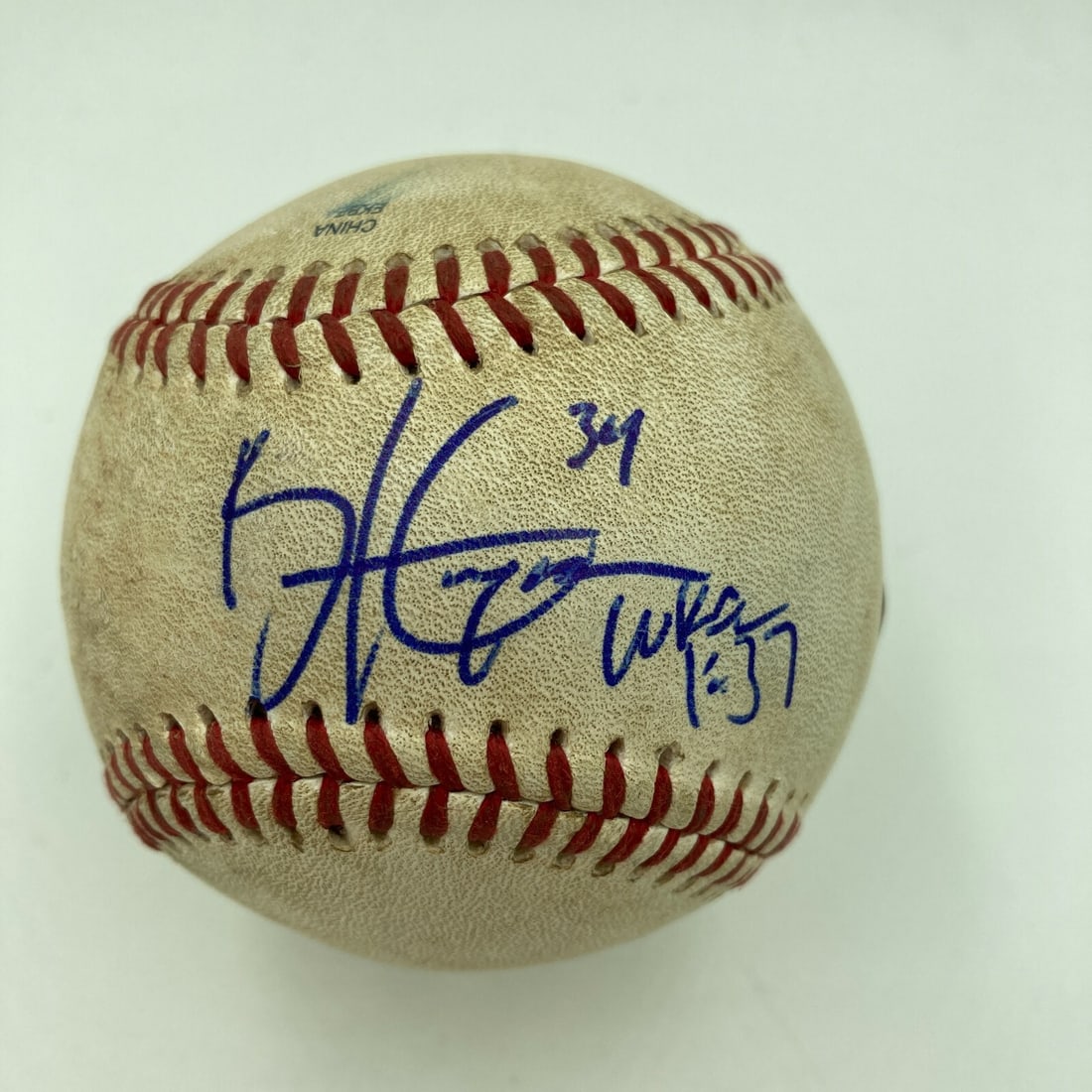 Bryce Harper Signed Game Used Baseball MLB Debut 10-20-2010 JSA COA: Bryce Harper Signed Game Used Baseball MLB Debut 10-20-2010 JSA COA Celebrate a piece of baseball history with this signed game-used baseball from Bryce Harper's MLB debut on October 20, 2010. This ex
