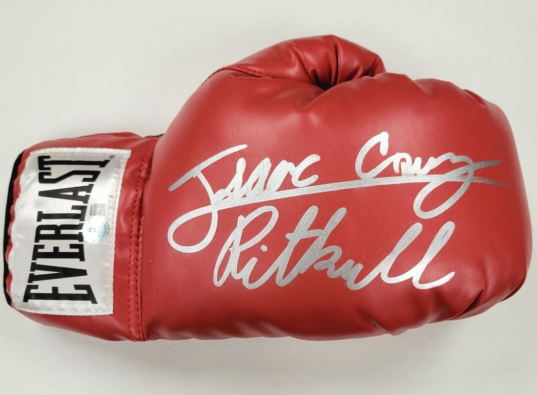 Isaac Pitbull Cruz Signed Everlast Boxing Glove Beckett Authenticated: Isaac Pitbull Cruz Signed Everlast Boxing Glove Beckett Authenticated This is an original Everlast boxing glove signed by renowned boxer Isaac Pitbull Cruz. The glove comes with Beckett authentication