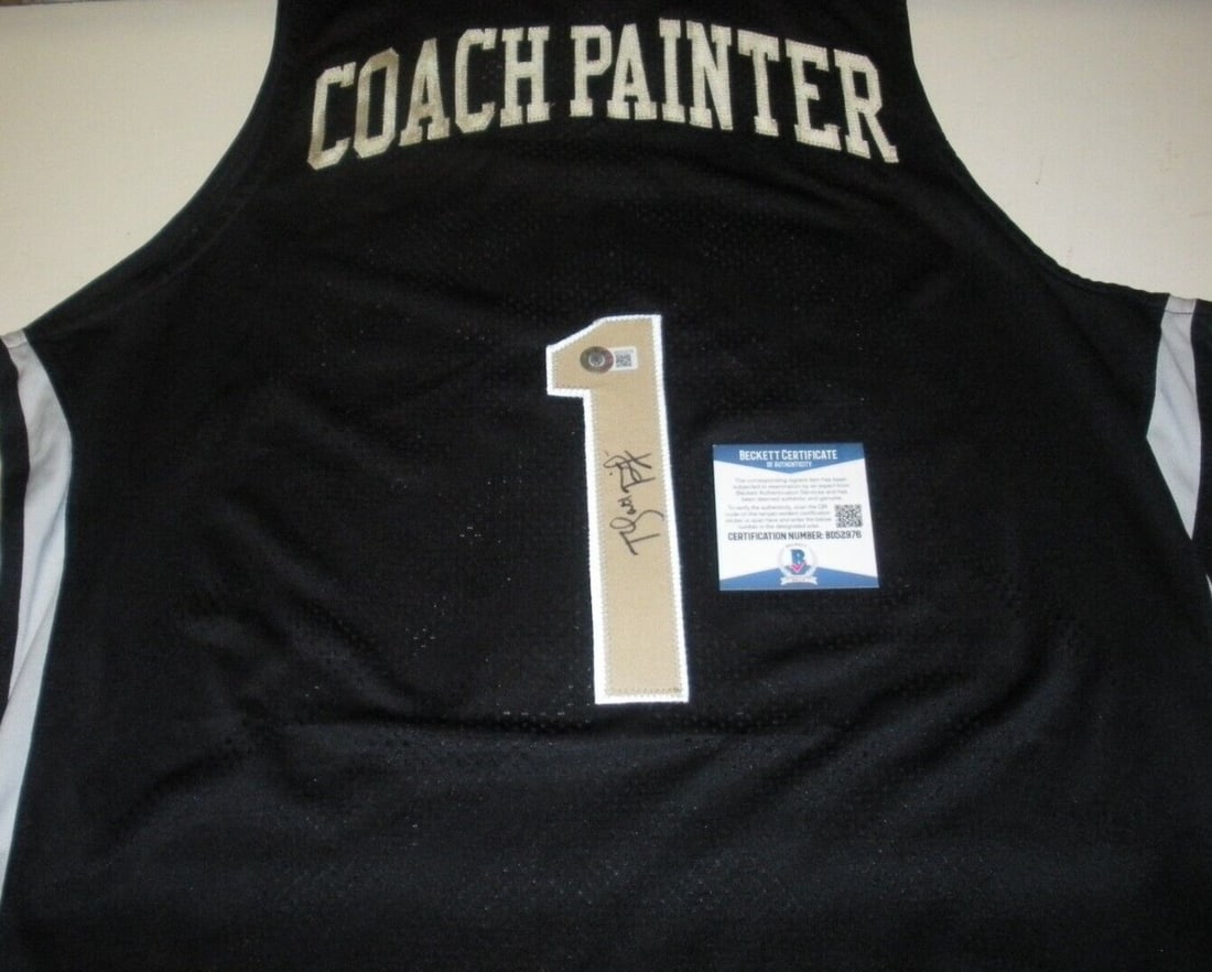 Matt Painter Signed Nike Jersey Beckett COA Purdue Boilermakers: Matt Painter Signed Nike Jersey Beckett COA Purdue Boilermakers This officially licensed Nike jersey features Matt Painter, the head coach of the Purdue Boilermakers basketball team. It is an original