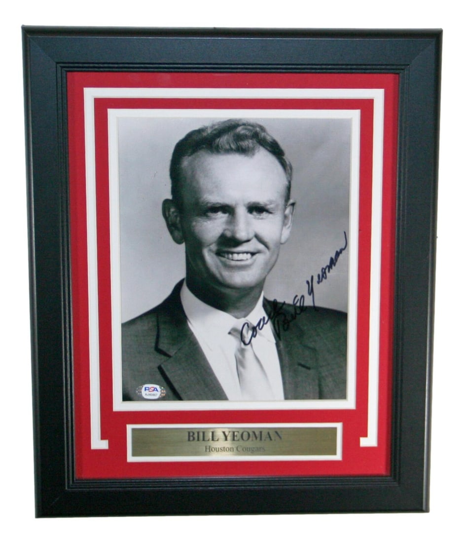 Bill Yeoman Signed Houston Cougars 8x10 Photo with PSA Authentication: Bill Yeoman Signed Houston Cougars 8x10 Photo with PSA Authentication This is an original signed 8x10 photo of Bill Yeoman, the esteemed football coach of the Houston Cougars. This framed piece showca