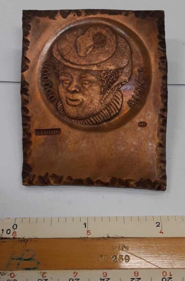 1960s H Alvin Sharpe Copper Medal Voodoo Queen Design: 1960s H Alvin Sharpe Copper Medal Voodoo Queen Design This 1960's H. Alvin Sharpe Studio Trial Copper Plate features a striking Voodoo Queen design. Crafted from copper, this medal showcases the artis
