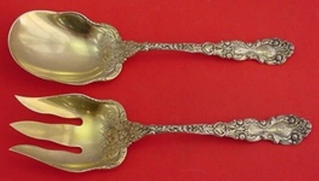 Gorham Imperial Chrysanthemum Sterling Silver Salad Serving Set 2pc Gold Wash 8.5": Gorham Imperial Chrysanthemum Sterling Silver Salad Serving Set 2pc Gold Wash 8.5" Enhance your dining experience with this exquisite 2-piece salad serving set by Gorham, crafted in sterling silver. F