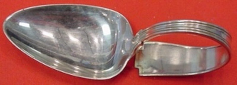 Gorham Etruscan Sterling Silver Custom Baby Spoon Bent Handle 3.5": Gorham Etruscan Sterling Silver Custom Baby Spoon Bent Handle 3.5" This custom-made baby spoon features a bent handle and showcases the elegant Etruscan pattern by Gorham. Crafted from high-quality st