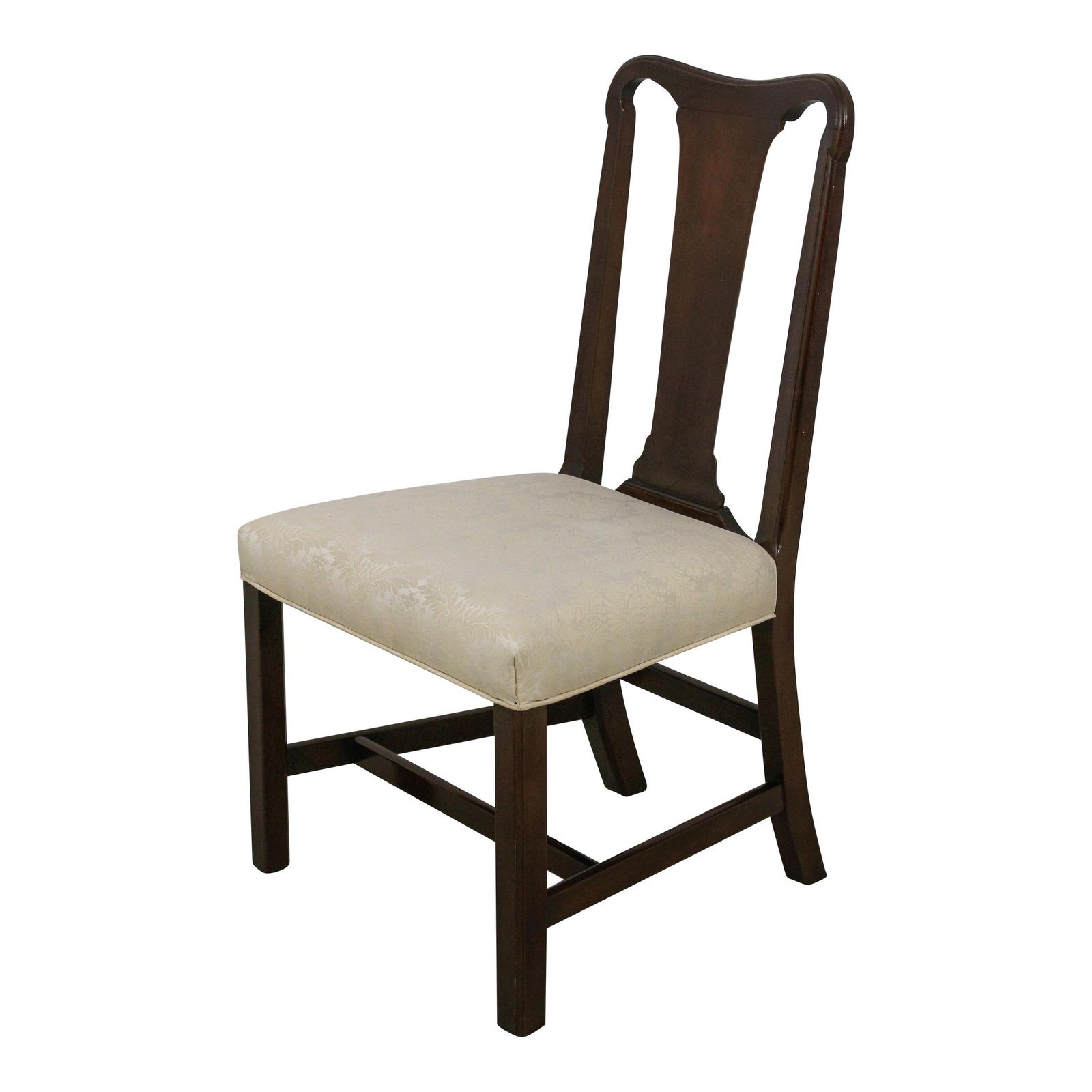 Kittinger Colonial Williamsburg Side Chair WA-1019 Off White Damask Upholstery: Kittinger Colonial Williamsburg Side Chair WA-1019 Off White Damask Upholstery This Kittinger WA-1019 Colonial Williamsburg Side Chair is a beautifully crafted piece, embodying traditional style with