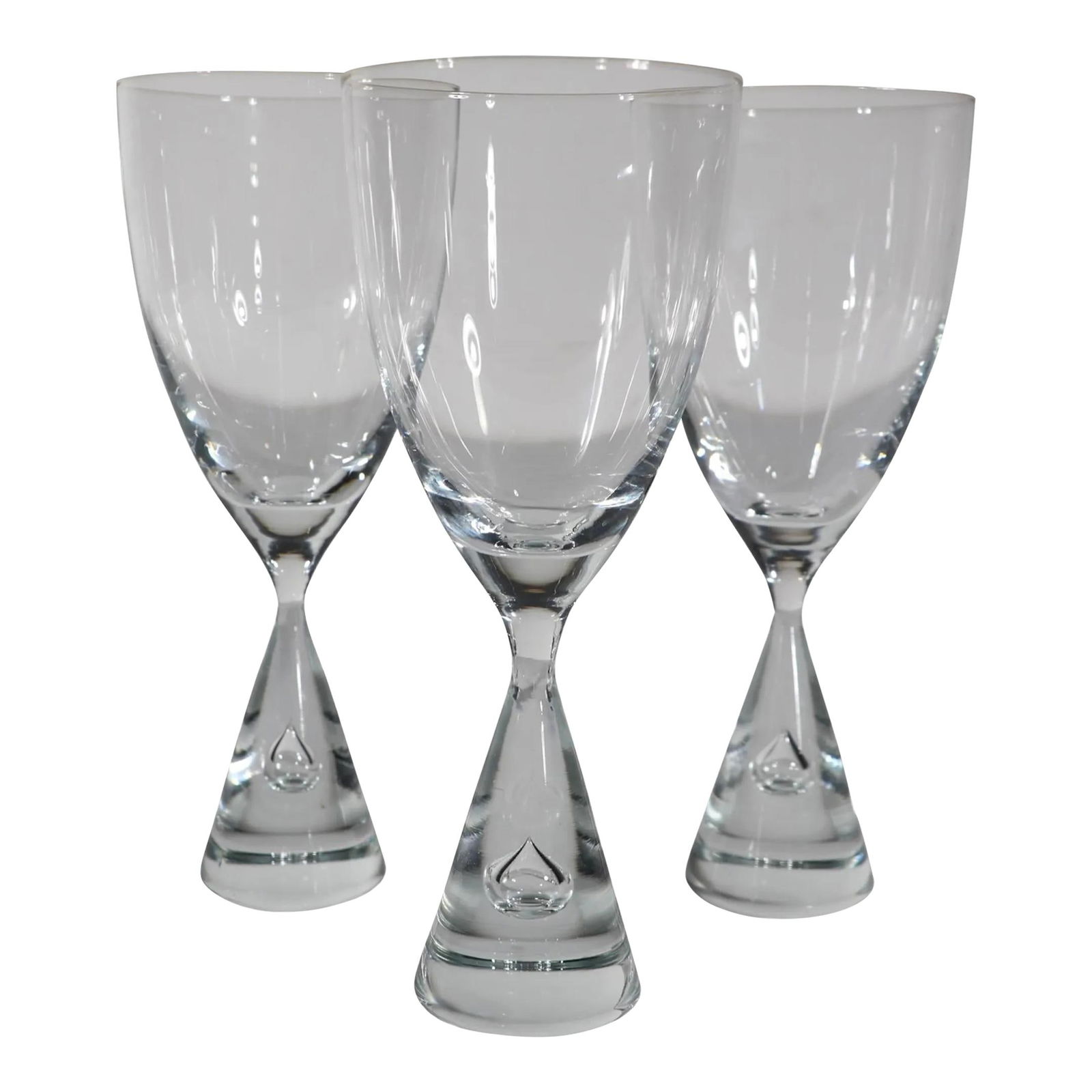 Set of 3 Holmegaard Princess Water Goblets Danish Glass 1960s: Set of 3 Holmegaard Princess Water Goblets Danish Glass 1960s This set features three exquisite water goblets from the classic Princess series by Holmegaard, known for its iconic Danish Modern design.
