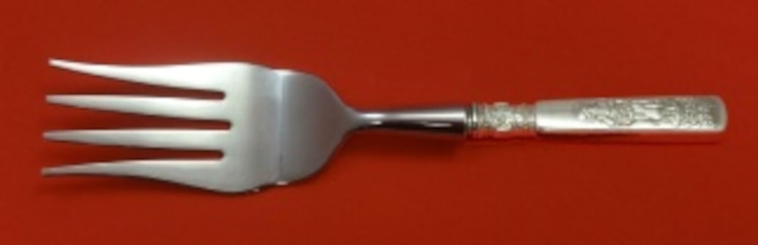 Gorham Fontainebleau Sterling Silver Custom Buffet Fork 9": Gorham Fontainebleau Sterling Silver Custom Buffet Fork 9" This exquisite buffet fork from the Fontainebleau pattern by Gorham is crafted from sterling silver, featuring a hollow handle with a stainle