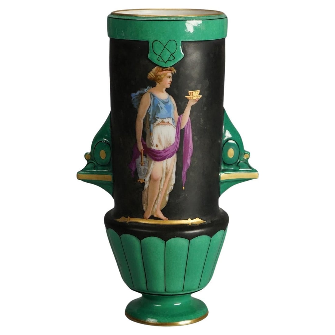 Antique Old Paris Porcelain Vase with Classical Figure C1890: Antique Old Paris Porcelain Vase with Classical Figure C1890 This exquisite Antique Old Paris Porcelain Portrait Vase dates back to c1890 and showcases the artistry of late 19th century French porcela