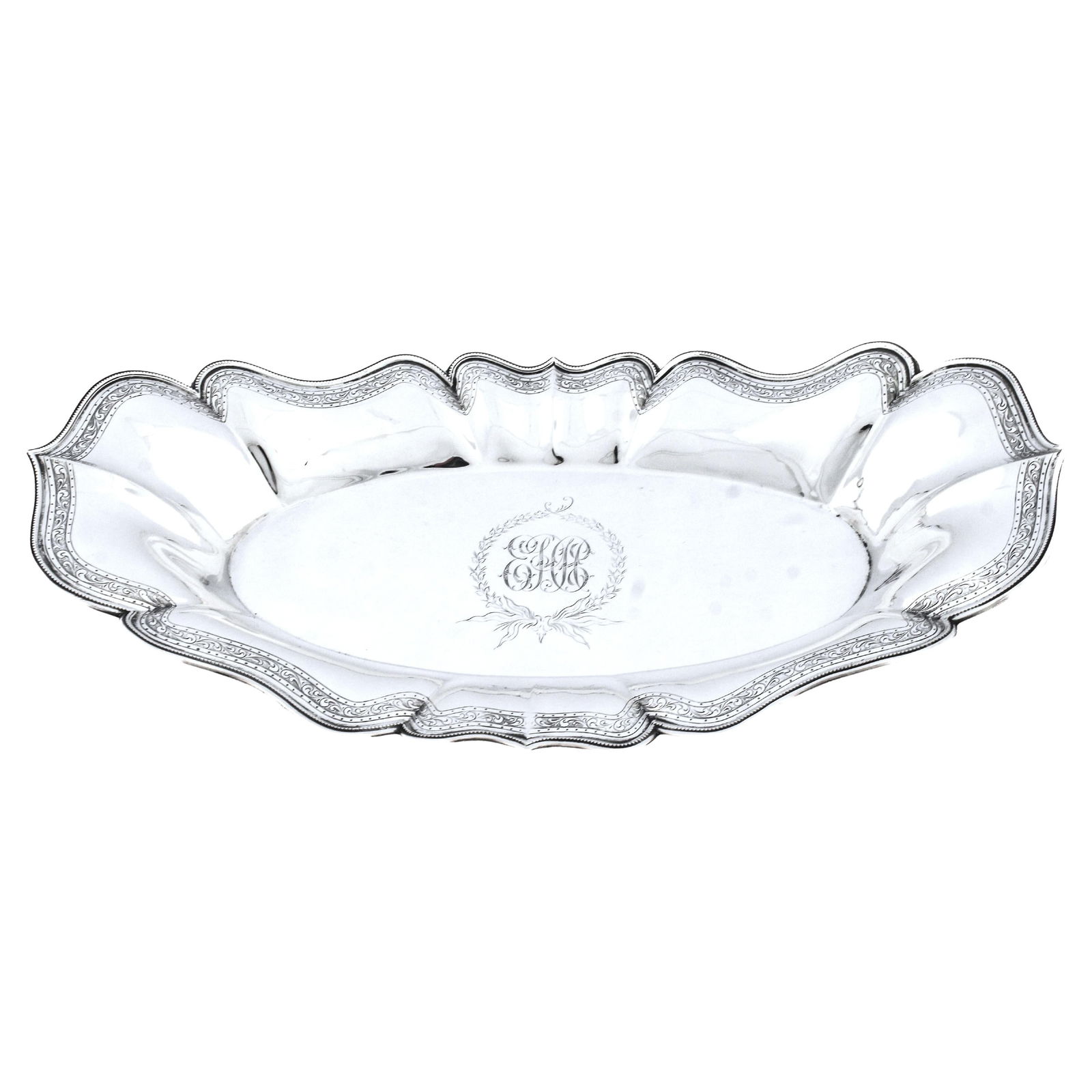 Antique 1903 Sterling Silver Breadbasket by Baltimore Silver Co: Antique 1903 Sterling Silver Breadbasket by Baltimore Silver Co This elegant sterling silver breadbasket, crafted by the Baltimore Silver Company in 1903, showcases a beautiful scalloped rim with intr