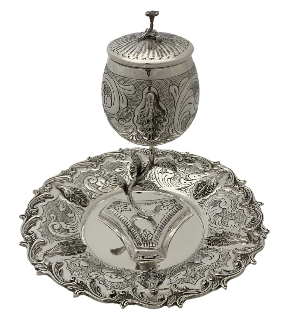 Handmade 925 Sterling Silver Vizniz Cup and Tray Set: Handmade 925 Sterling Silver Vizniz Cup and Tray Set This exquisite Fine 925 Sterling Silver Vizniz Cup and Tray showcases intricate handmade chased leaf applique designs, offering both a matte and sh