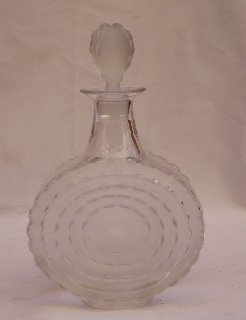 Lalique Art Glass Decanter Bottle with Top 10.4 Inches Tall (1 of 5)