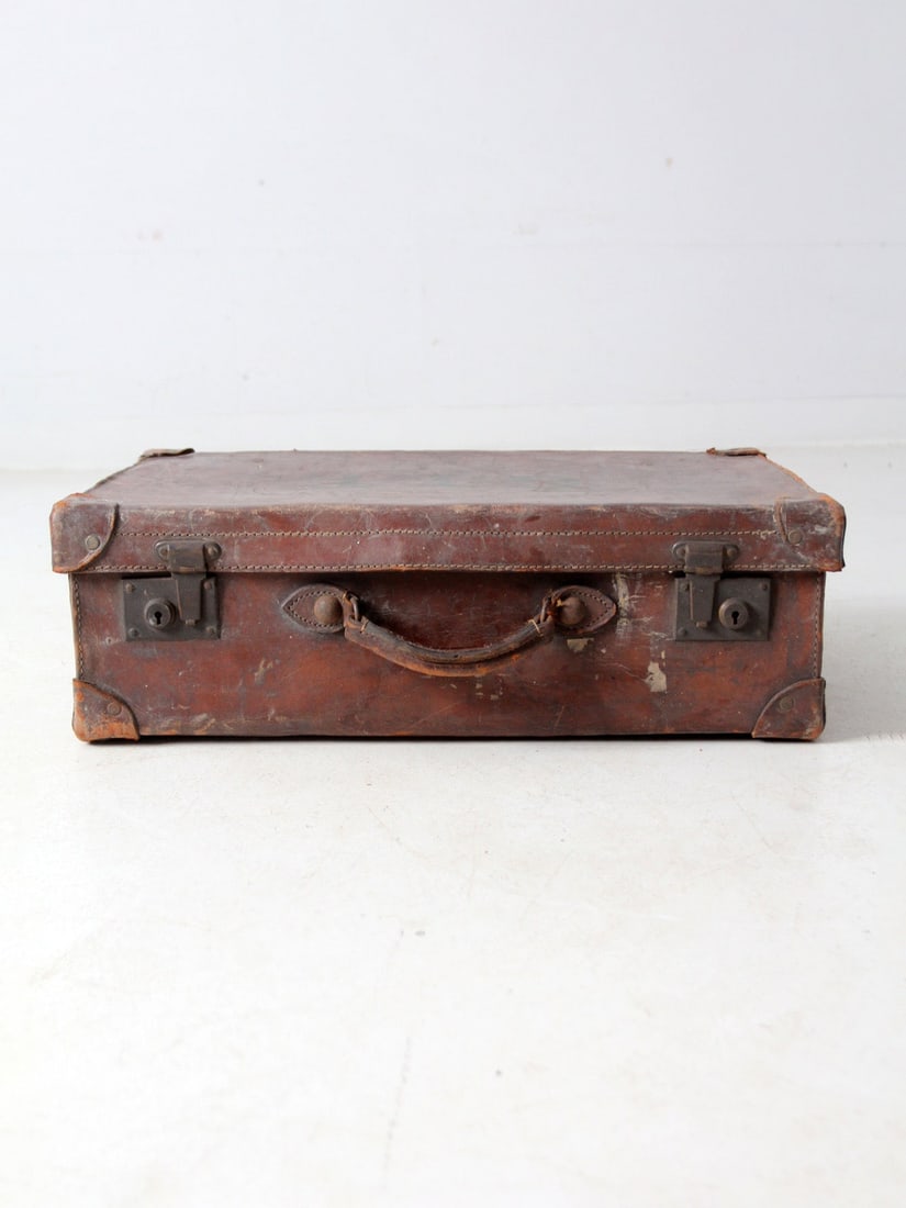 Vintage 20th Century Brown Leather Suitcase with Brass Hardware G.T.T. Stamp (1 of 11)